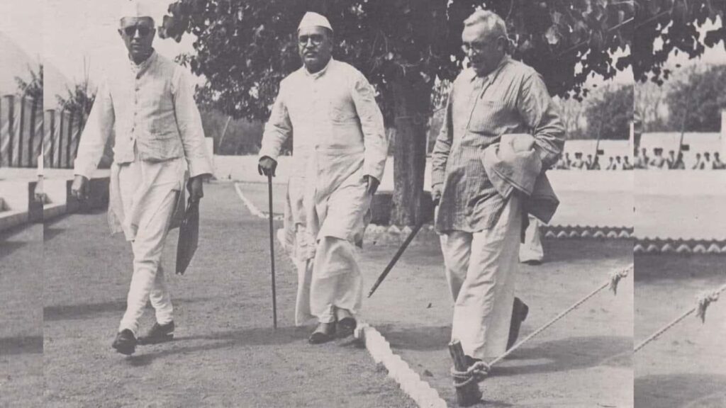 Rafi Ahmed Kidwai, who stood as an answer to the big question ‘Who was next to Nehru for the post of Prime Minister of India?’, was born to Imtiaz Ali Kidwai and Rashi-ul-Nisa, in Masouli village of Barabanki district of Uttar Pradesh on 18 February 1894.