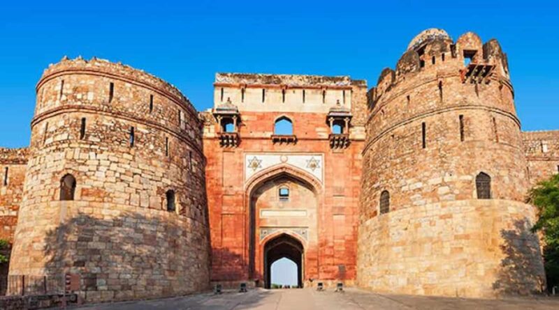 An image of the Purana Qila in Delhi