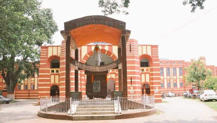 Langat Singh College, Muzaffarpur